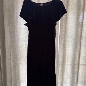 Elegant Burgandy Velvet Dress